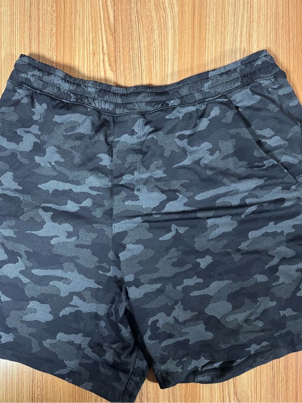 Lululemon Camo Lined Shorts L